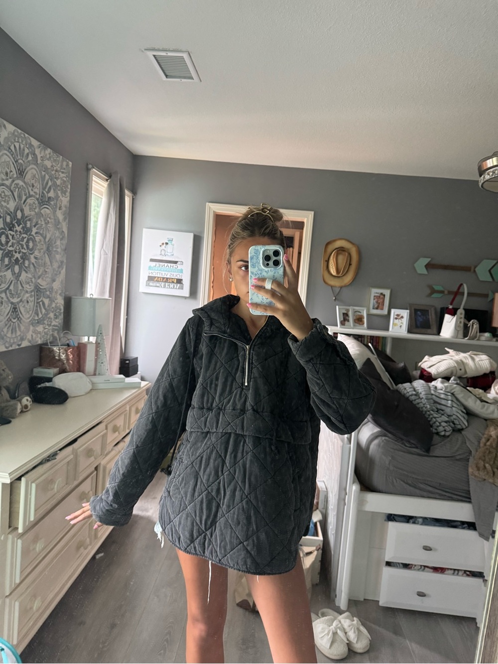 Quilted Pullover Jacket - Black